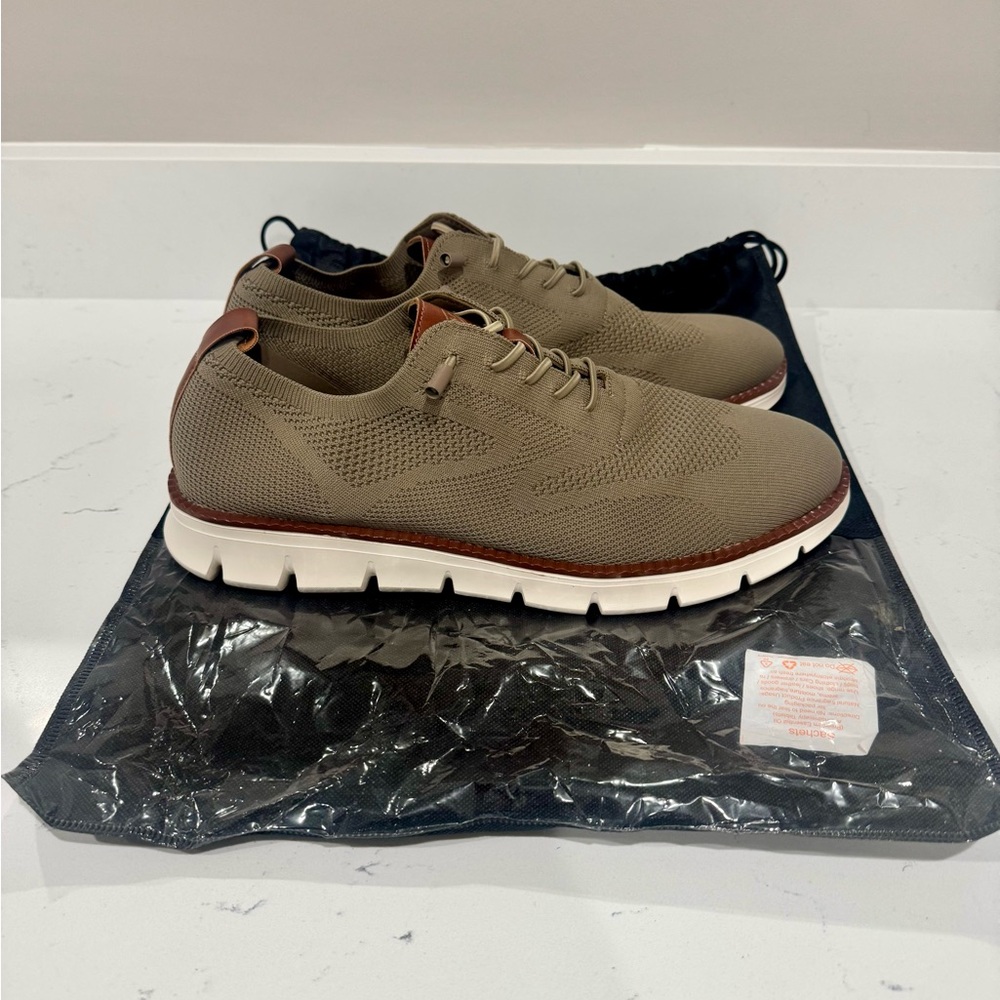 Men's Breeze Size 12 Tan Urban - Ultra
Comfortable Shoes.